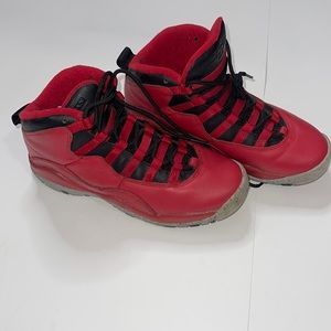 Jordan 10s bulls over Broadway retro size 5y